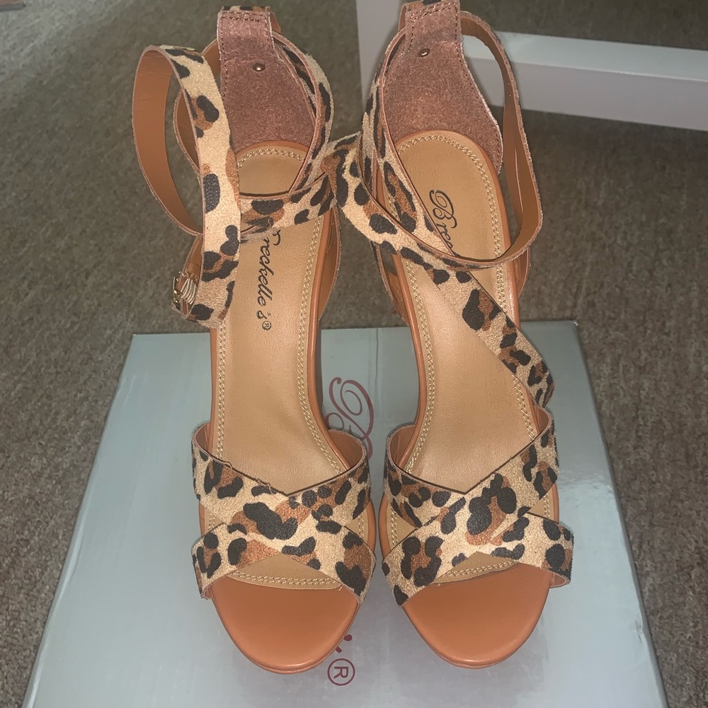 Leopard print platform sandals